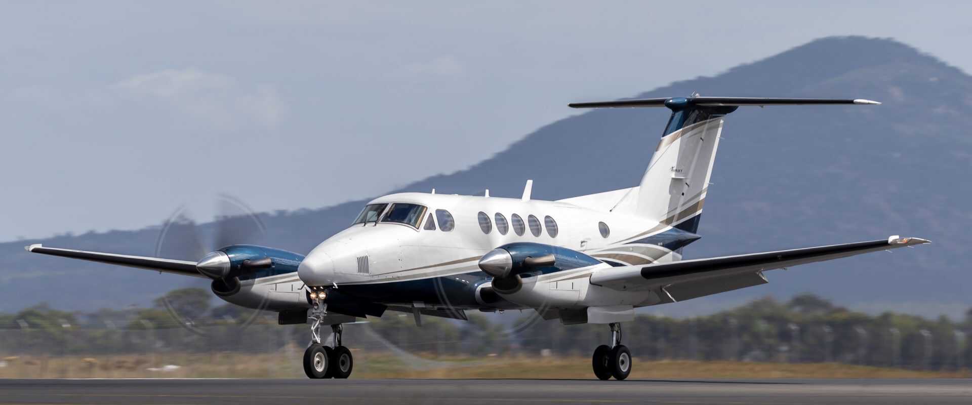 Air Taxi - King AIr 200 ► Charter-A Ltd Charter-a ltd air taxi - king air 200