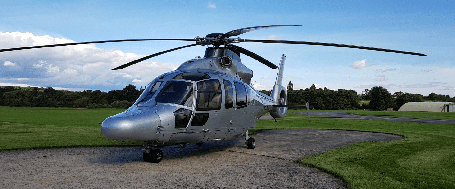Helicopter Biggin Hilll ► Charter-A Ltd Charter-a ltd biggin hill helicopter on the pad