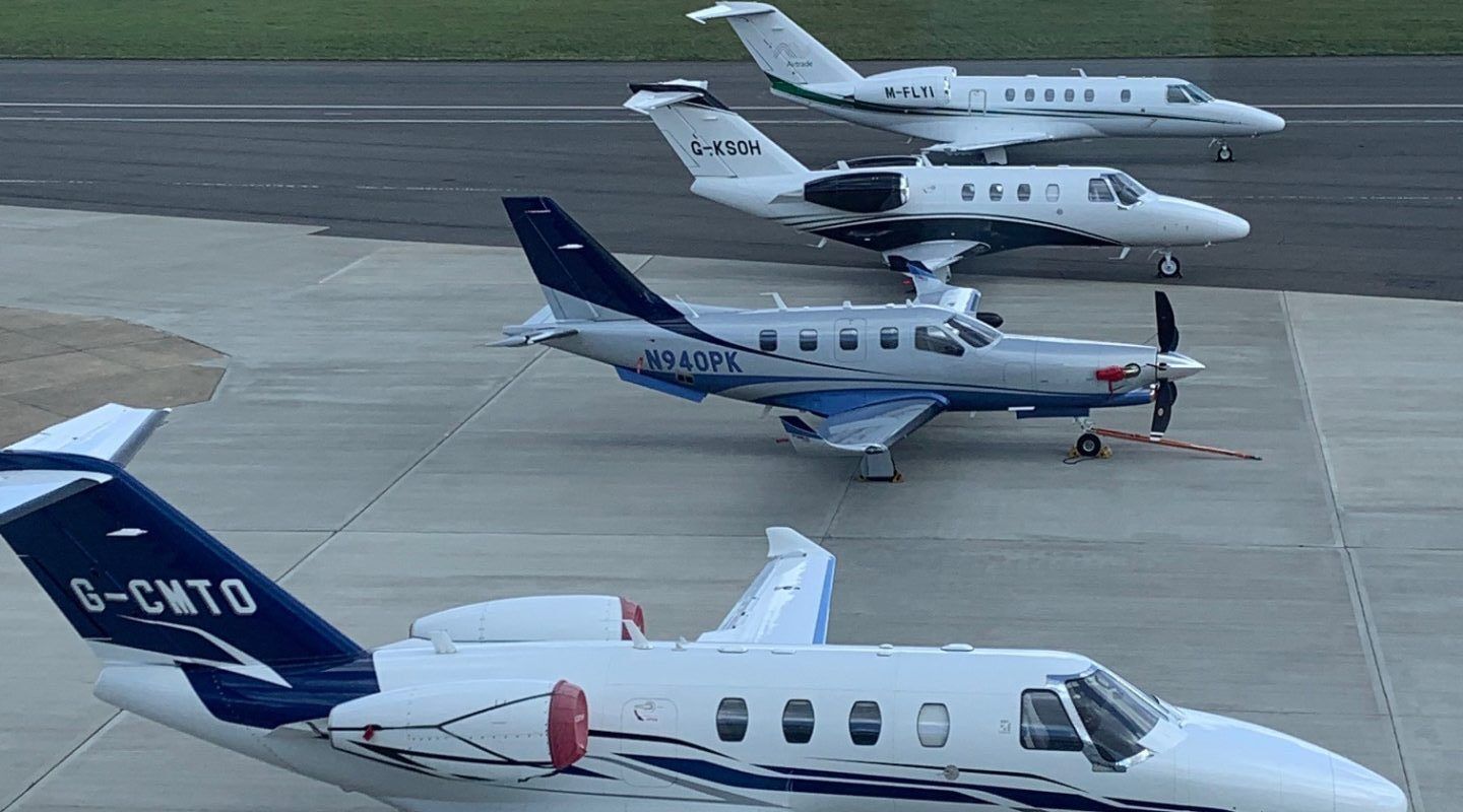 BOOK A PRIVATE PLANE TO LONDON ► Charter-A Ltd Charter-a ltd book a private plane to london